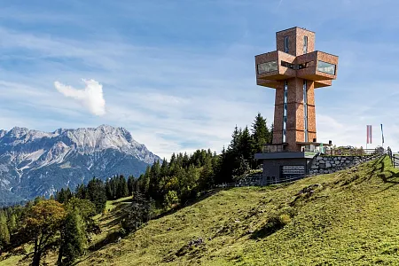 jakobskreuzbuchensteinwandbergbahnpillerseeandreaslangreiter.jpg
